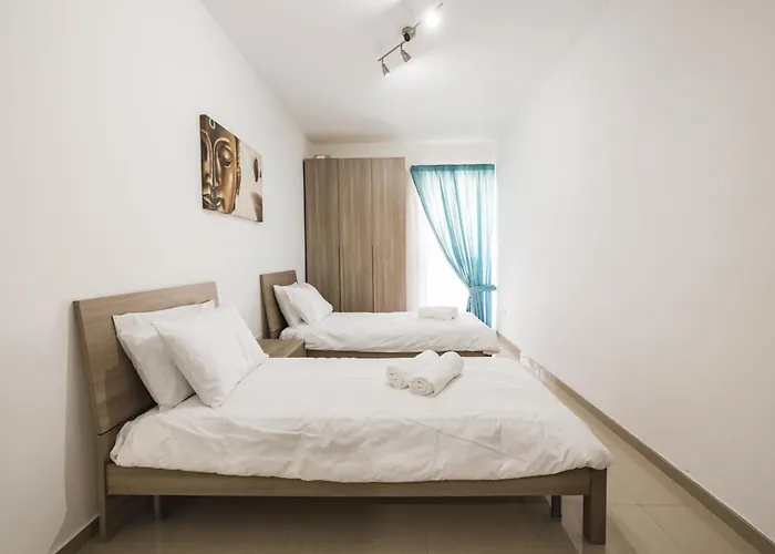 Spacious 2 Bedroom Cospicua